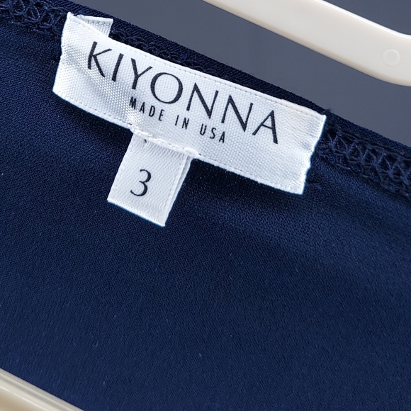 Kiyonna Essentials Wrap Dress 3X Navy Blue Stretch VNeck‎ Tie Elbow Sleeve Midi - Picture 7 of 8